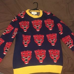 Gucci Sweater sz Medium